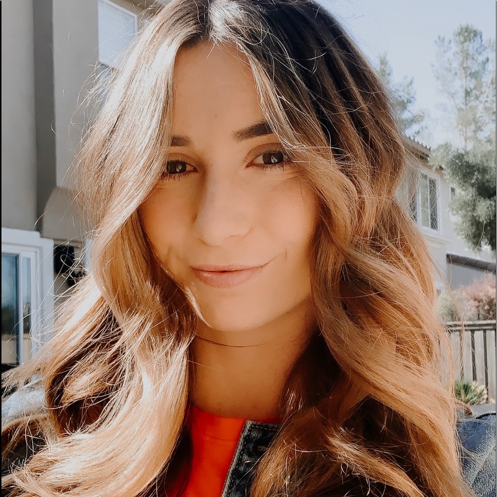 Meet your Posher, Jenna